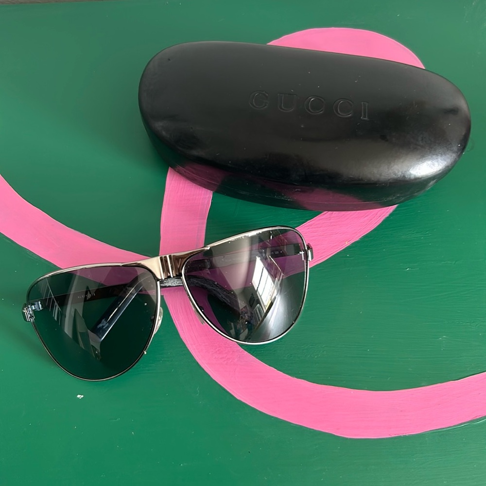 Gucci aviator sunglasses
